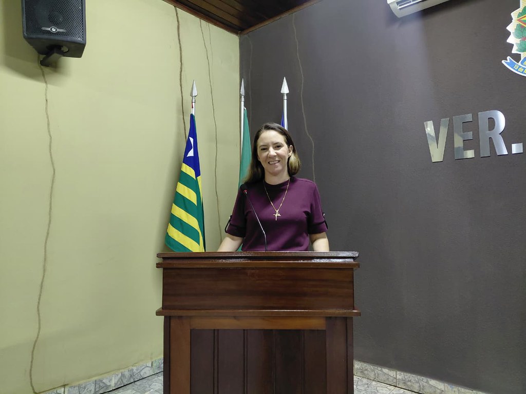 Câmara aprova requerimento da vereadora Ana Paula, voltados a áreas de infraestrutura urbana, mobilidade e limpeza pública.
