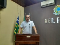 Requerimento do ver. Adriano busca junto ao Executivo, construção de  Praça no Povoado Vermelha